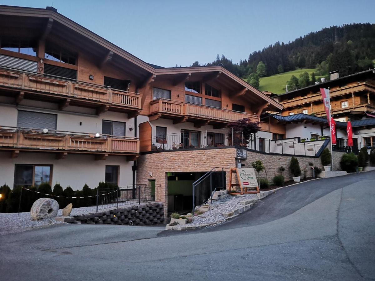 Hotel Aschauer Hof Z'Fritzn Kirchberg in Tirol Eksteriør bilde